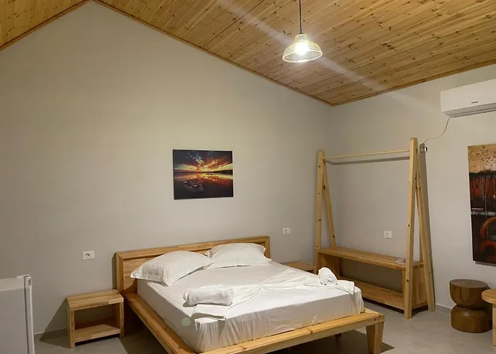 Agrotourism Isak مزرعة للإقامة *