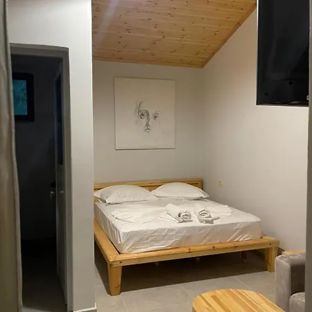 Bauernhof Agrotourism Isak *