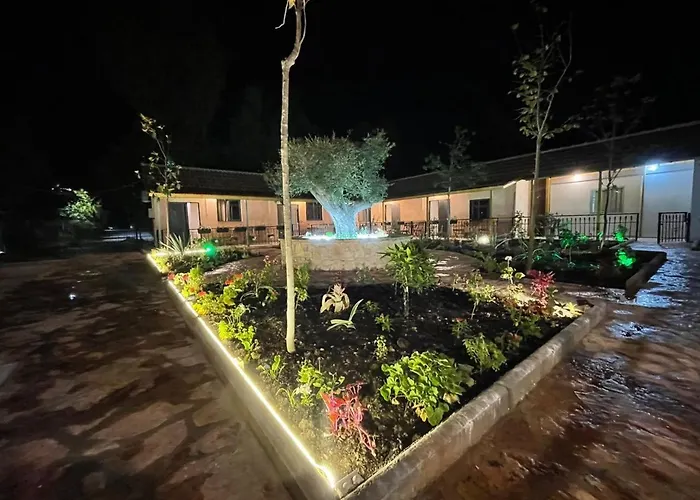 Agrotourism Isak ファームステイ